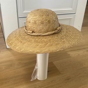 VINTAGE WOMENS LIZ CLAIBORNE 1995 STRAW HAT (2116). LIKE NEW.